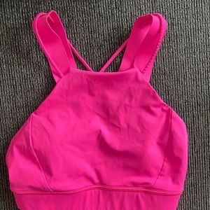 Lululemon hot pink sports bra size 6